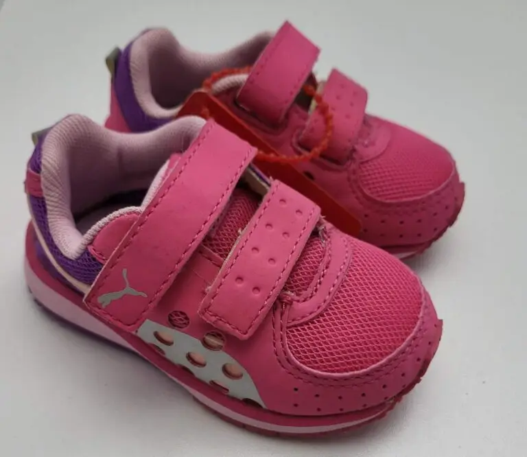 athlitika-papoutsia-baby-koritsi-puma-fuchsia-pink-purple-double-velcro-main