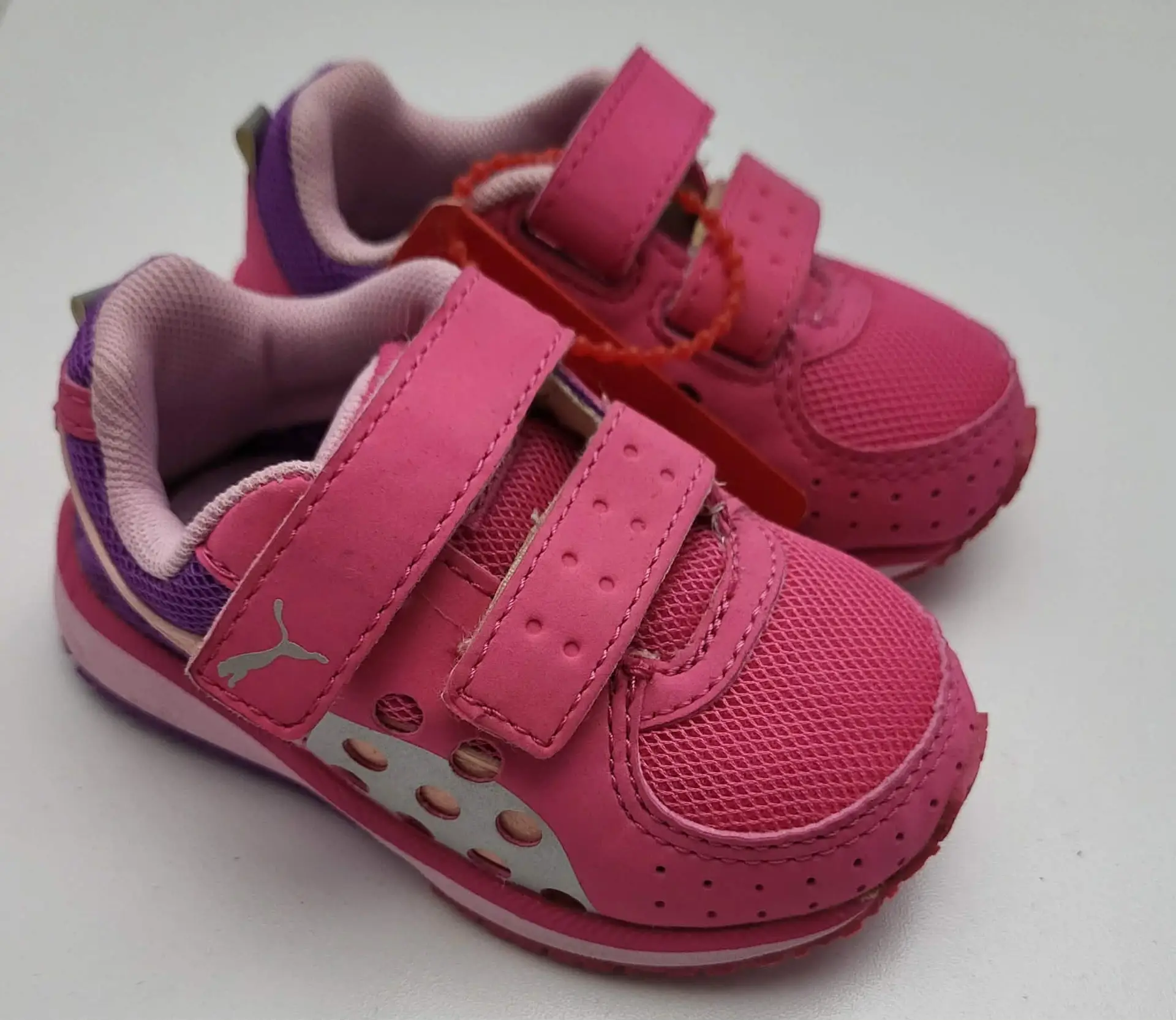 athlitika-papoutsia-baby-koritsi-puma-fuchsia-pink-purple-double-velcro-main