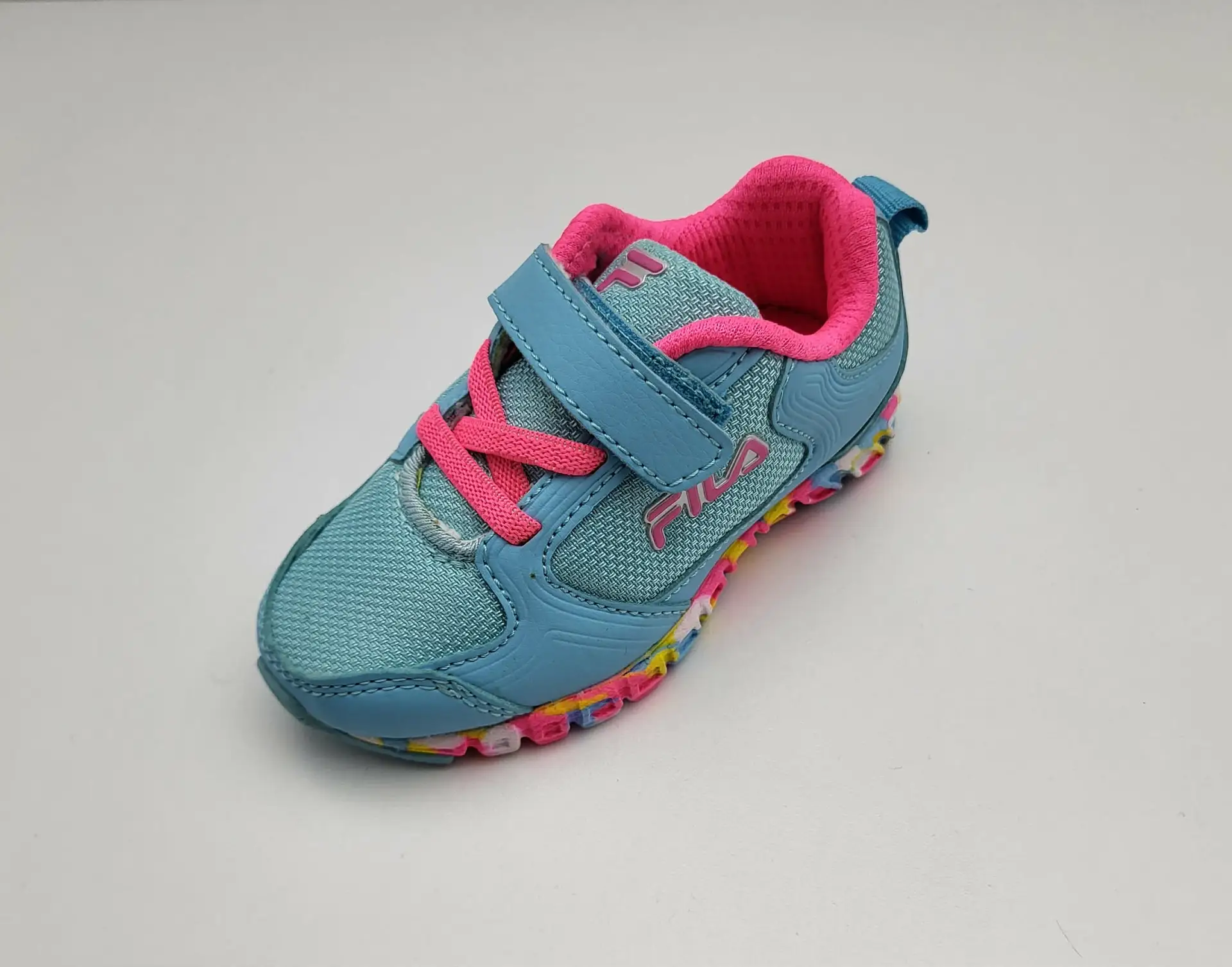 athlitika-papoutsia-koritsi-fila-turquoise-fuscia-velcro-main